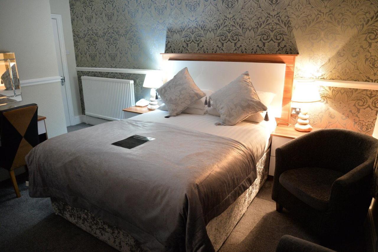 Lauriston & Lawton Court Hotel Llandudno Buitenkant foto