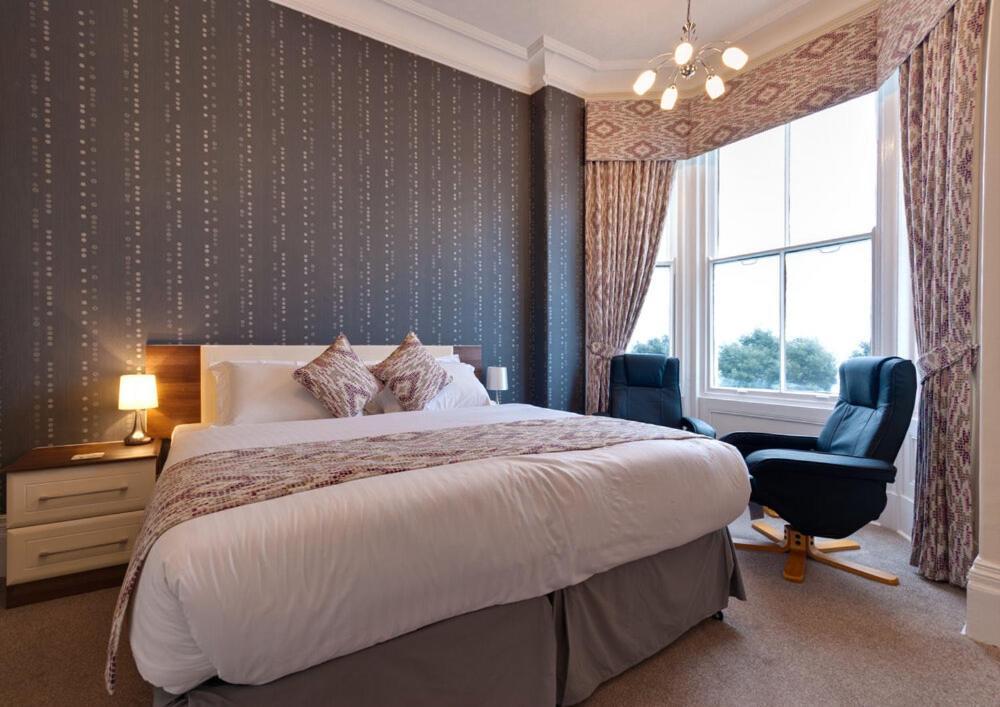 Lauriston & Lawton Court Hotel Llandudno Buitenkant foto
