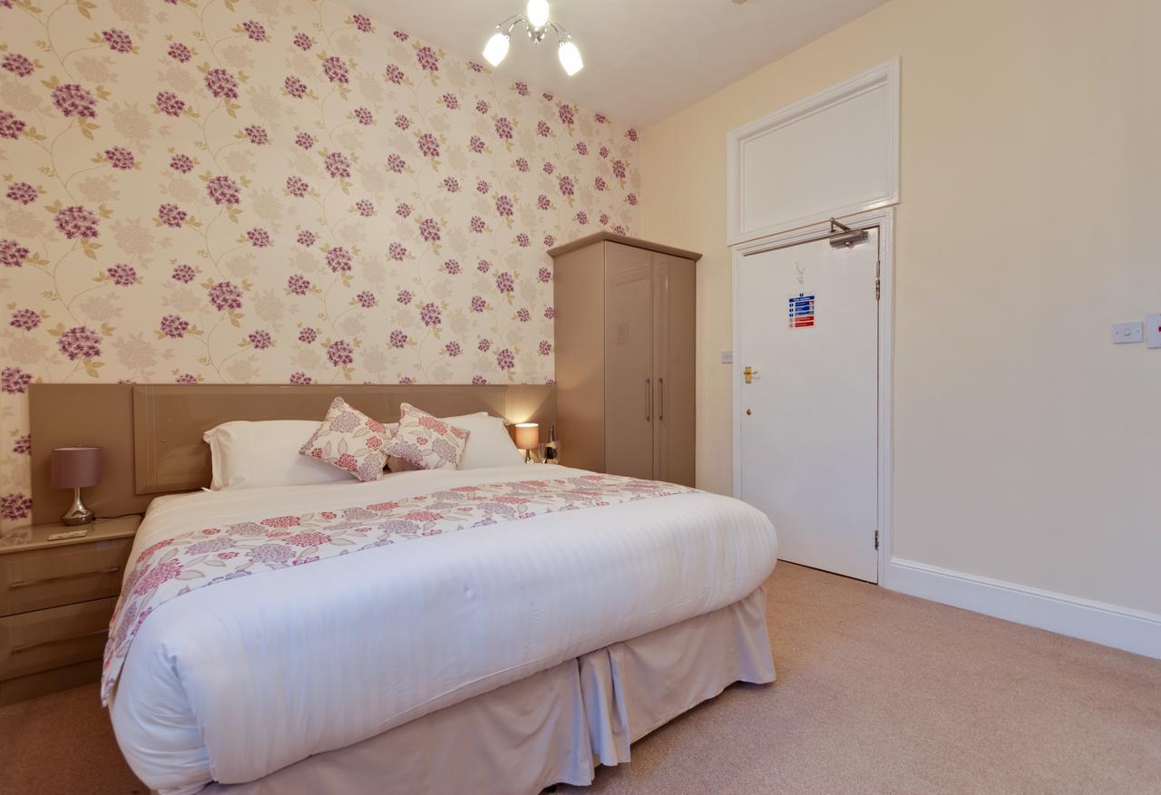 Lauriston & Lawton Court Hotel Llandudno Buitenkant foto
