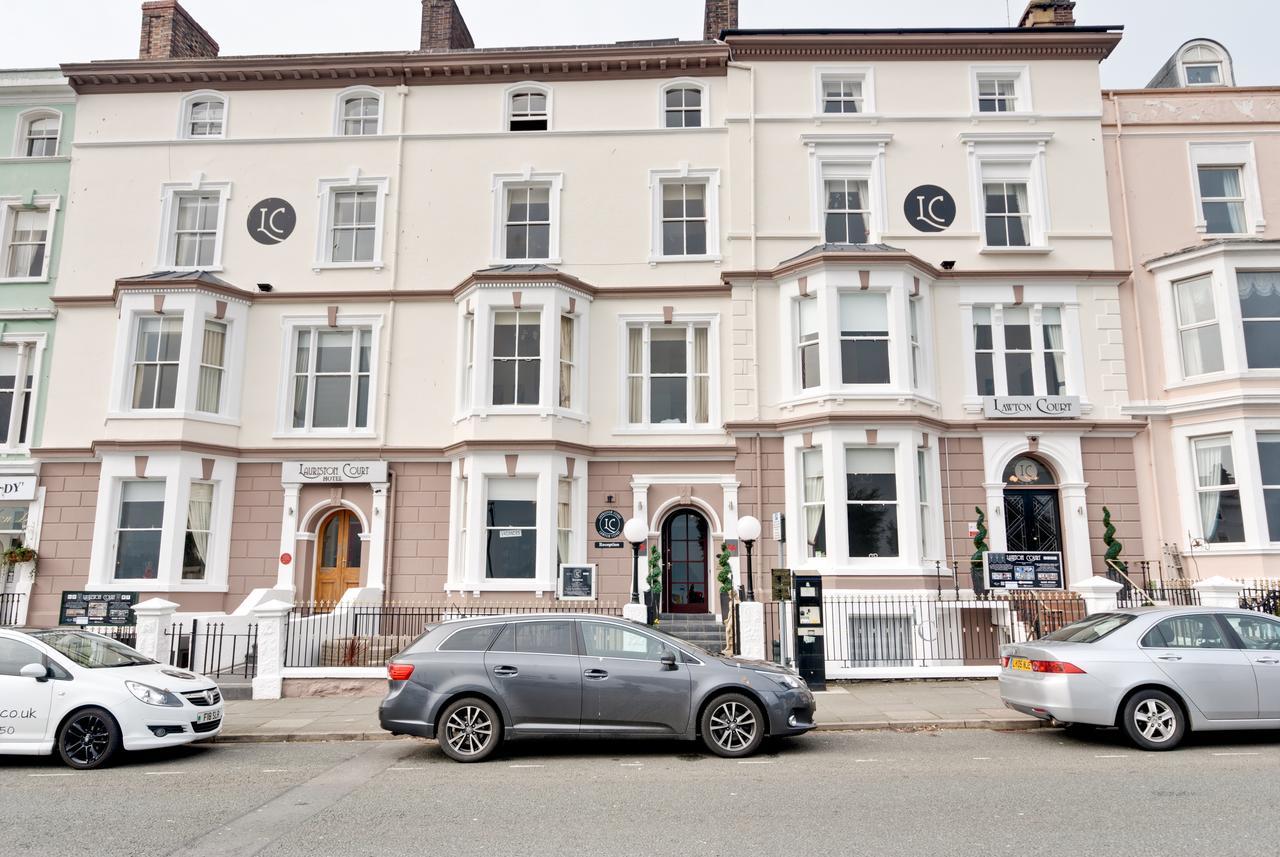 Lauriston & Lawton Court Hotel Llandudno Buitenkant foto