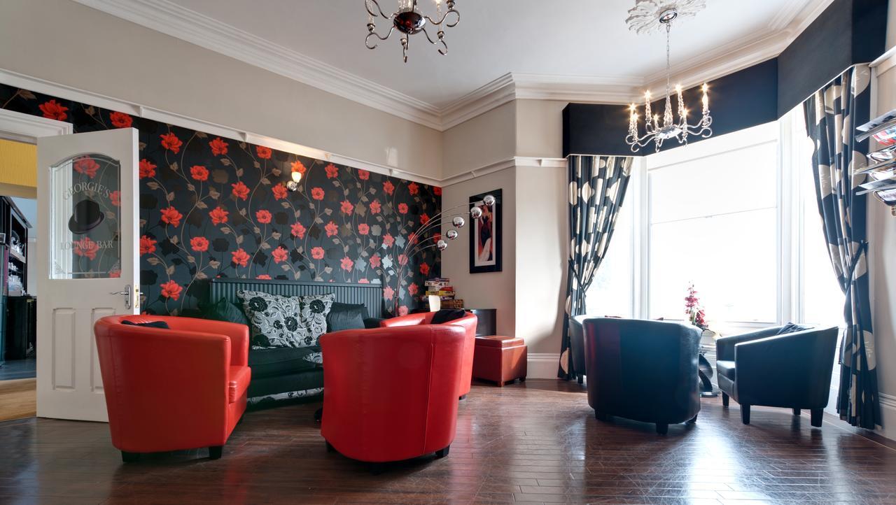 Lauriston & Lawton Court Hotel Llandudno Buitenkant foto