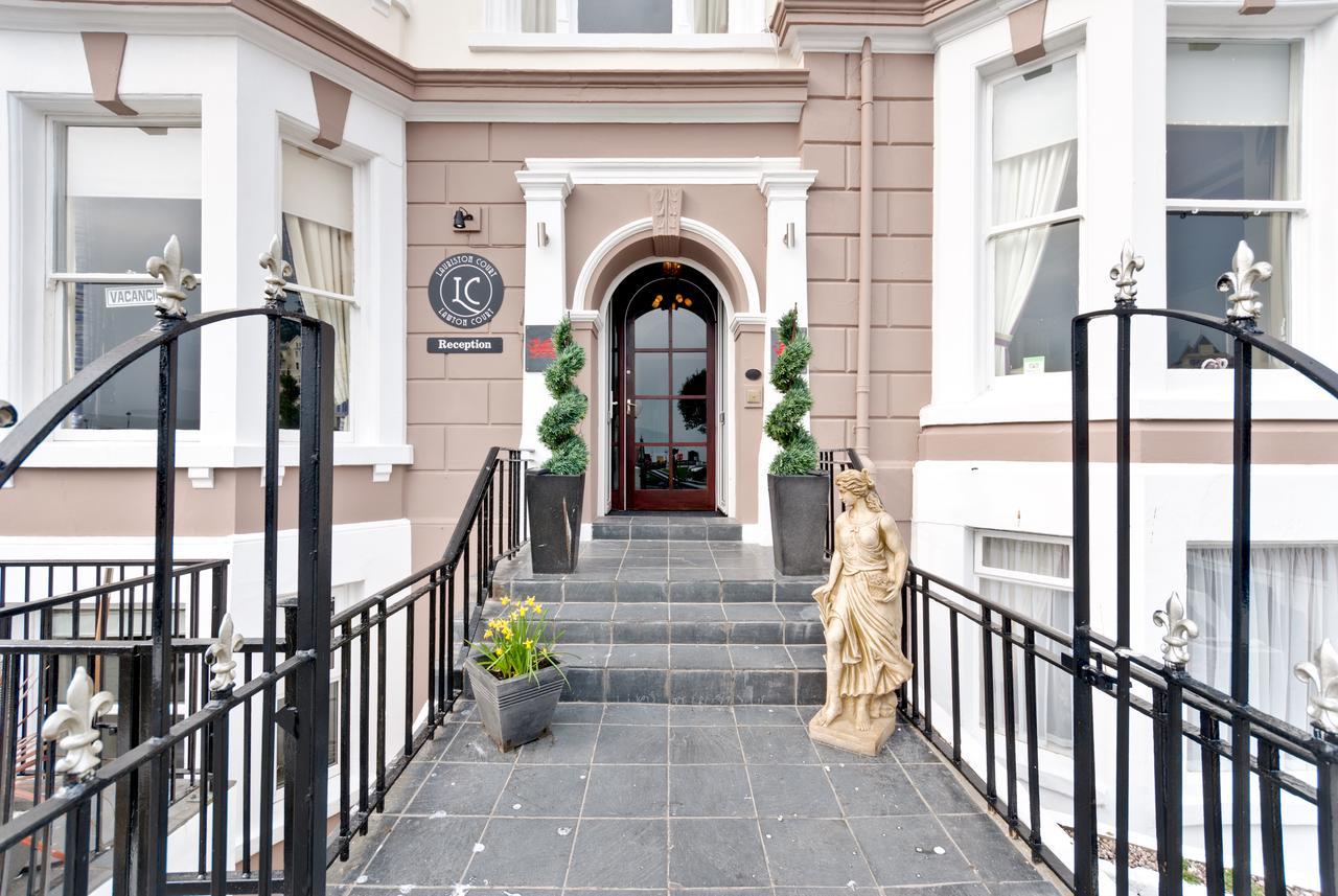 Lauriston & Lawton Court Hotel Llandudno Buitenkant foto