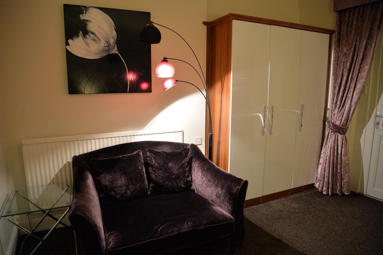 Lauriston & Lawton Court Hotel Llandudno Buitenkant foto