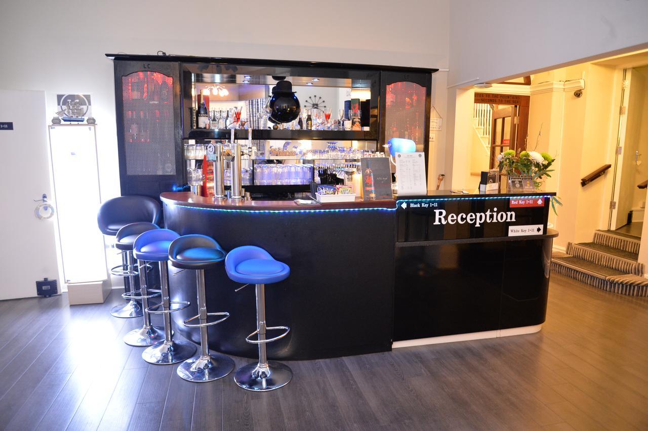 Lauriston & Lawton Court Hotel Llandudno Buitenkant foto
