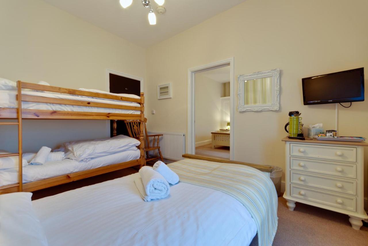 Lauriston & Lawton Court Hotel Llandudno Buitenkant foto