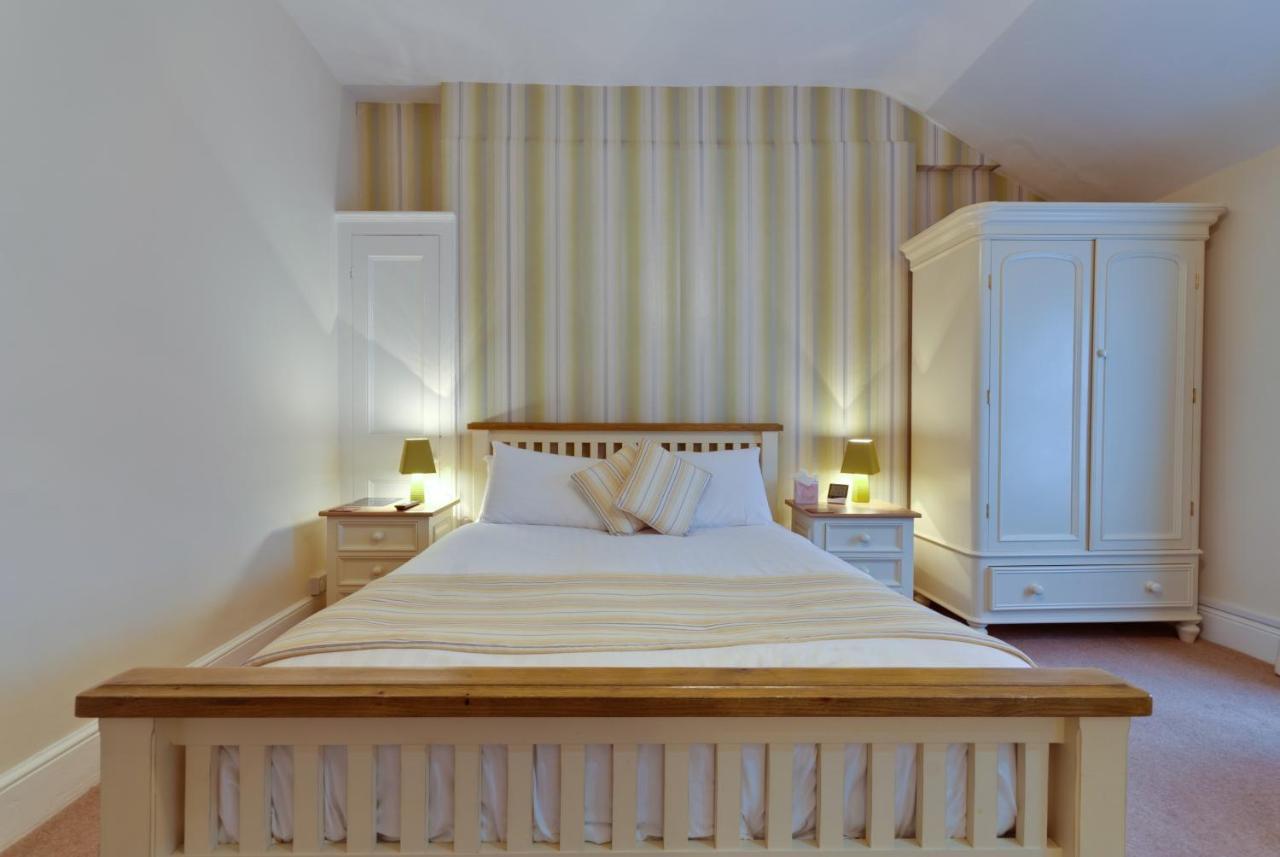 Lauriston & Lawton Court Hotel Llandudno Buitenkant foto