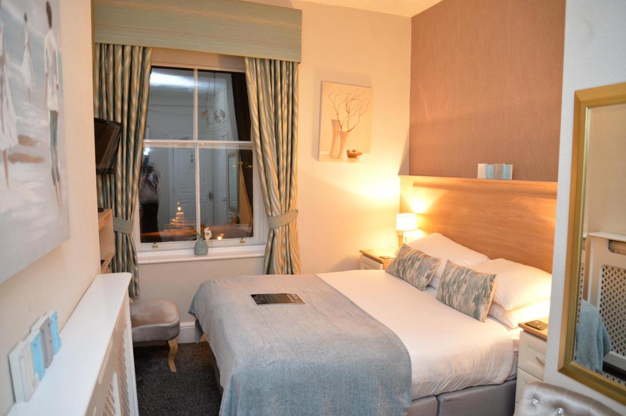 Lauriston & Lawton Court Hotel Llandudno Buitenkant foto