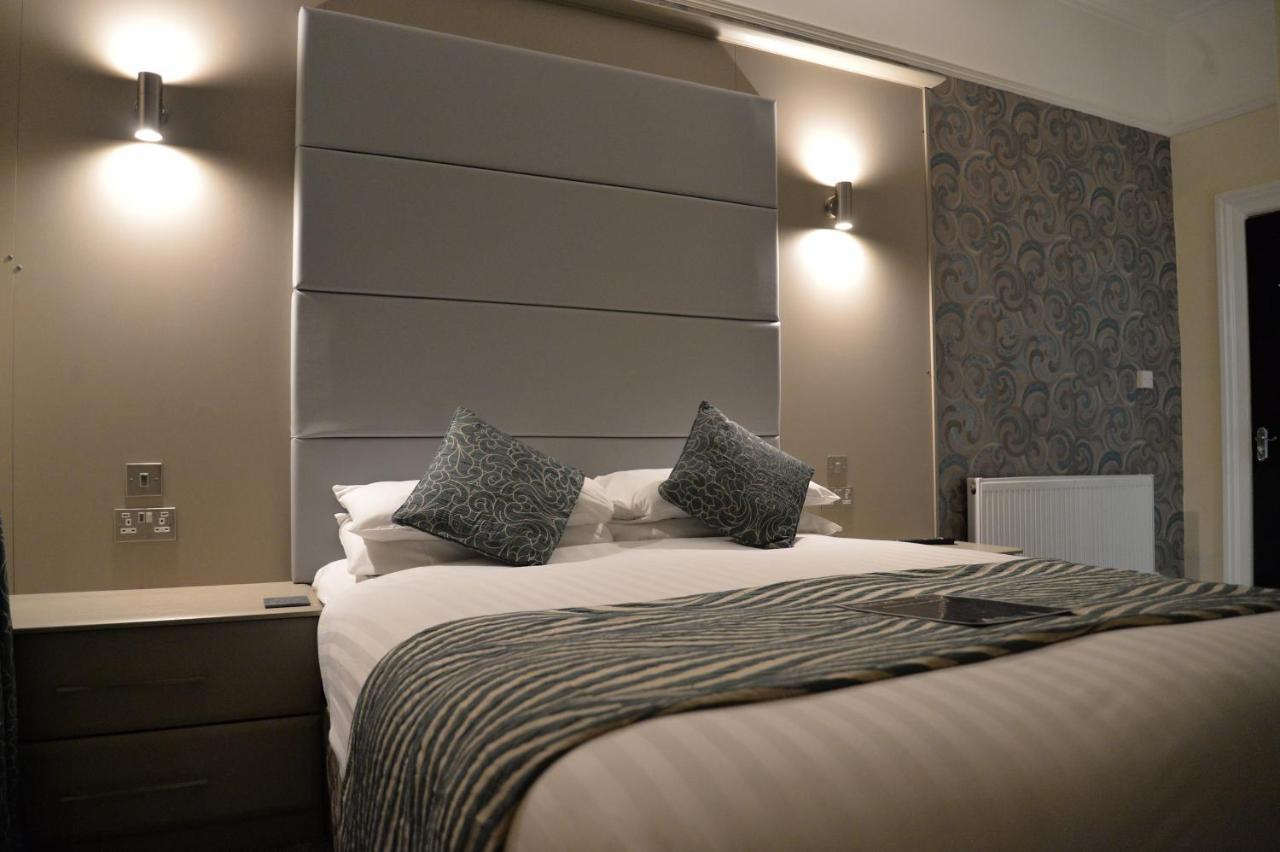 Lauriston & Lawton Court Hotel Llandudno Buitenkant foto