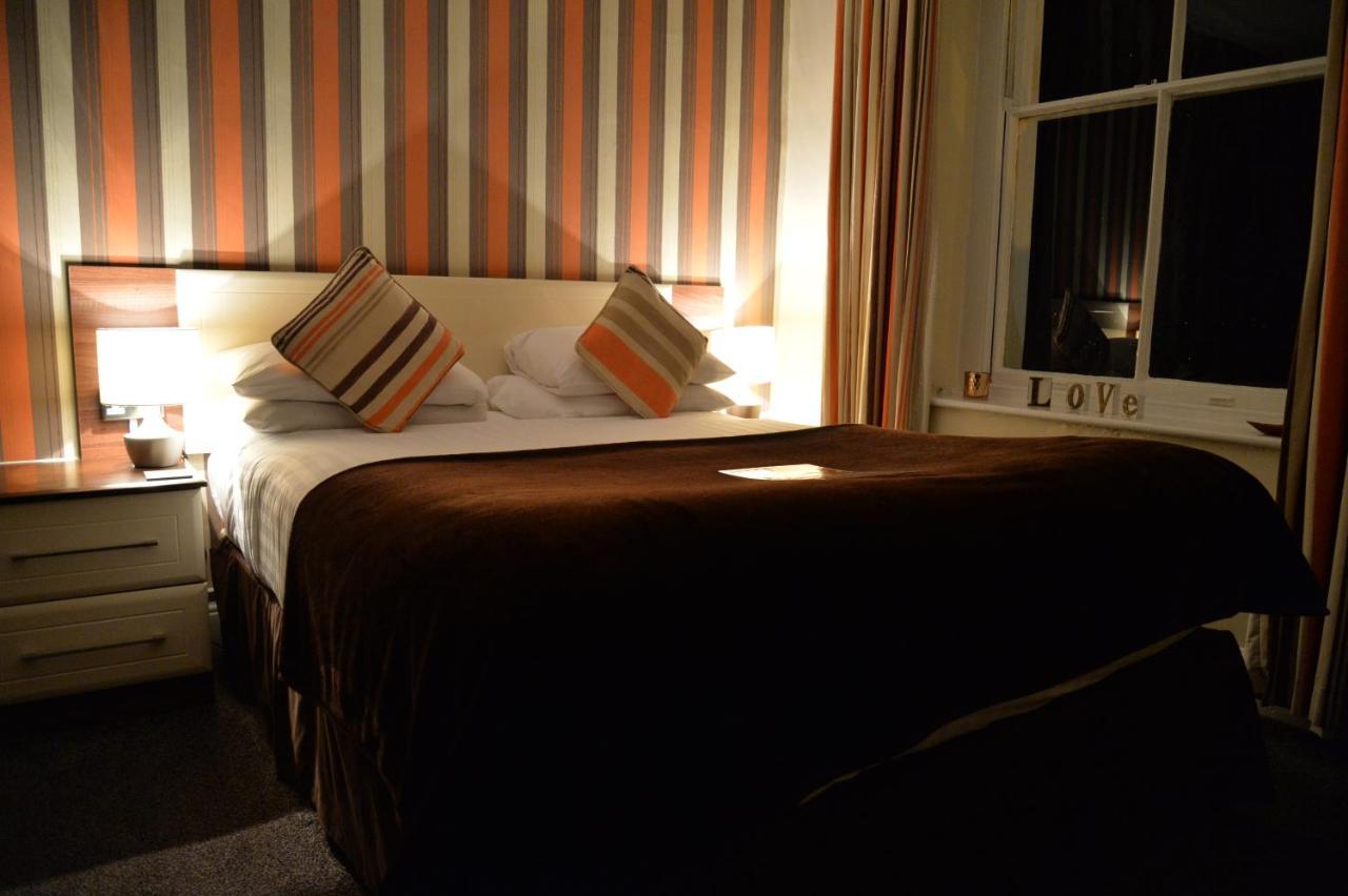 Lauriston & Lawton Court Hotel Llandudno Buitenkant foto