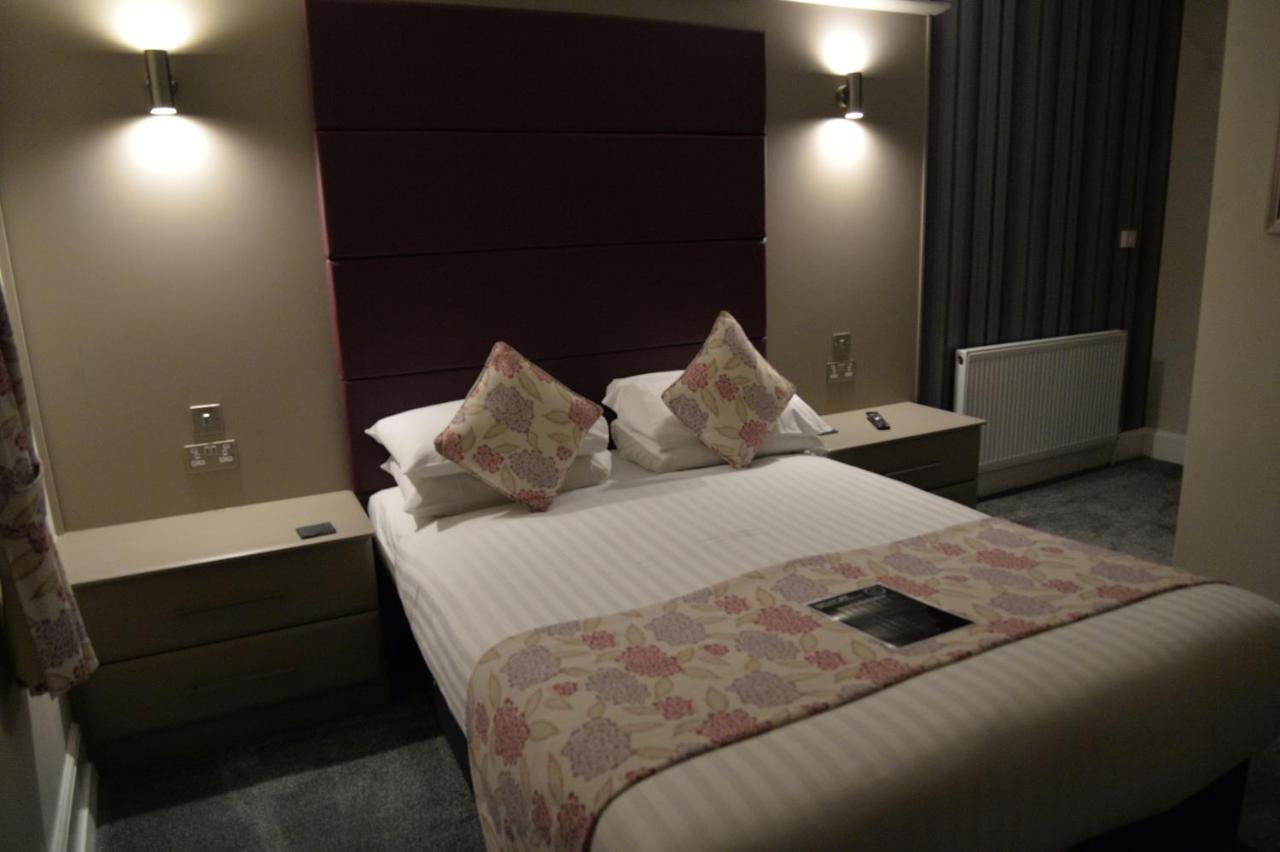 Lauriston & Lawton Court Hotel Llandudno Buitenkant foto